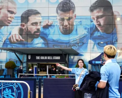 Man City Take On The Partenopei in Champions League Showdown