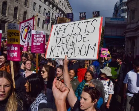 UK Battles 'Struggle of Modern History' After Radical Protest, Says Keir Starmer