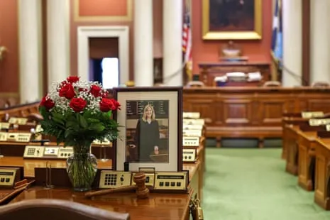 Minnesota Residents Head to Voting Booths to Occupy Position of Slain Legislator