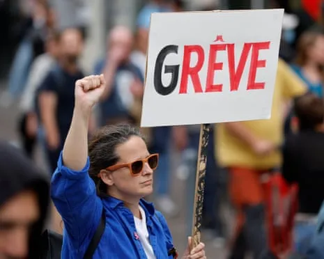 France Preparing for Significant Protest Day During Deepening Political Crisis